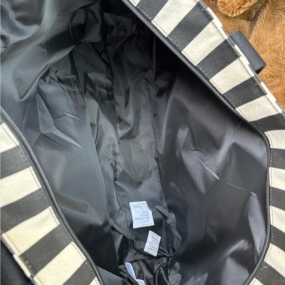 Victoria’s Secret Viral Graphic Stripe Tote & Large Wristlet Pouch (2 Piece) - Picture 5 of 13